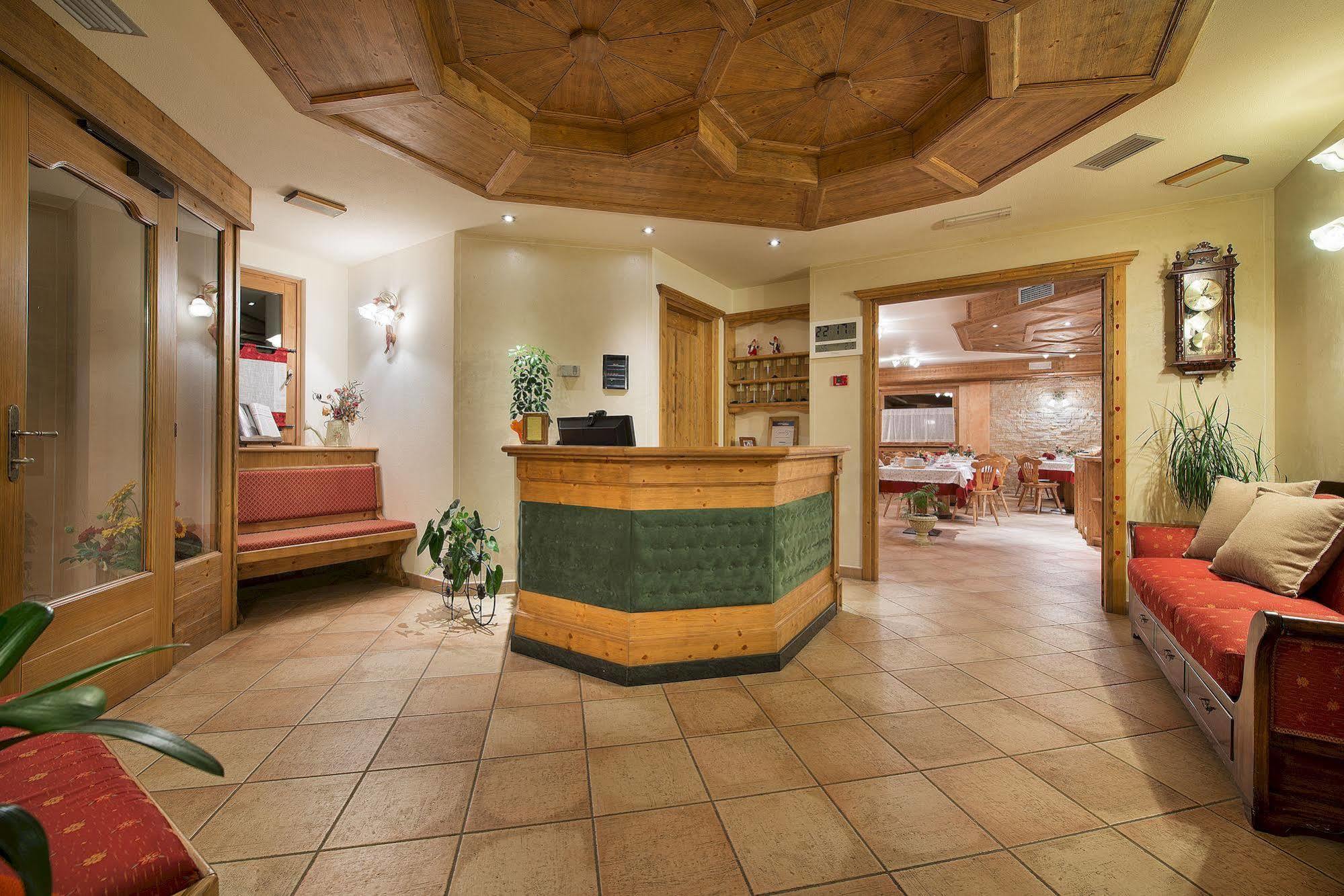 Hotel Costanza Mountain Holiday Livigno Zewnętrze zdjęcie
