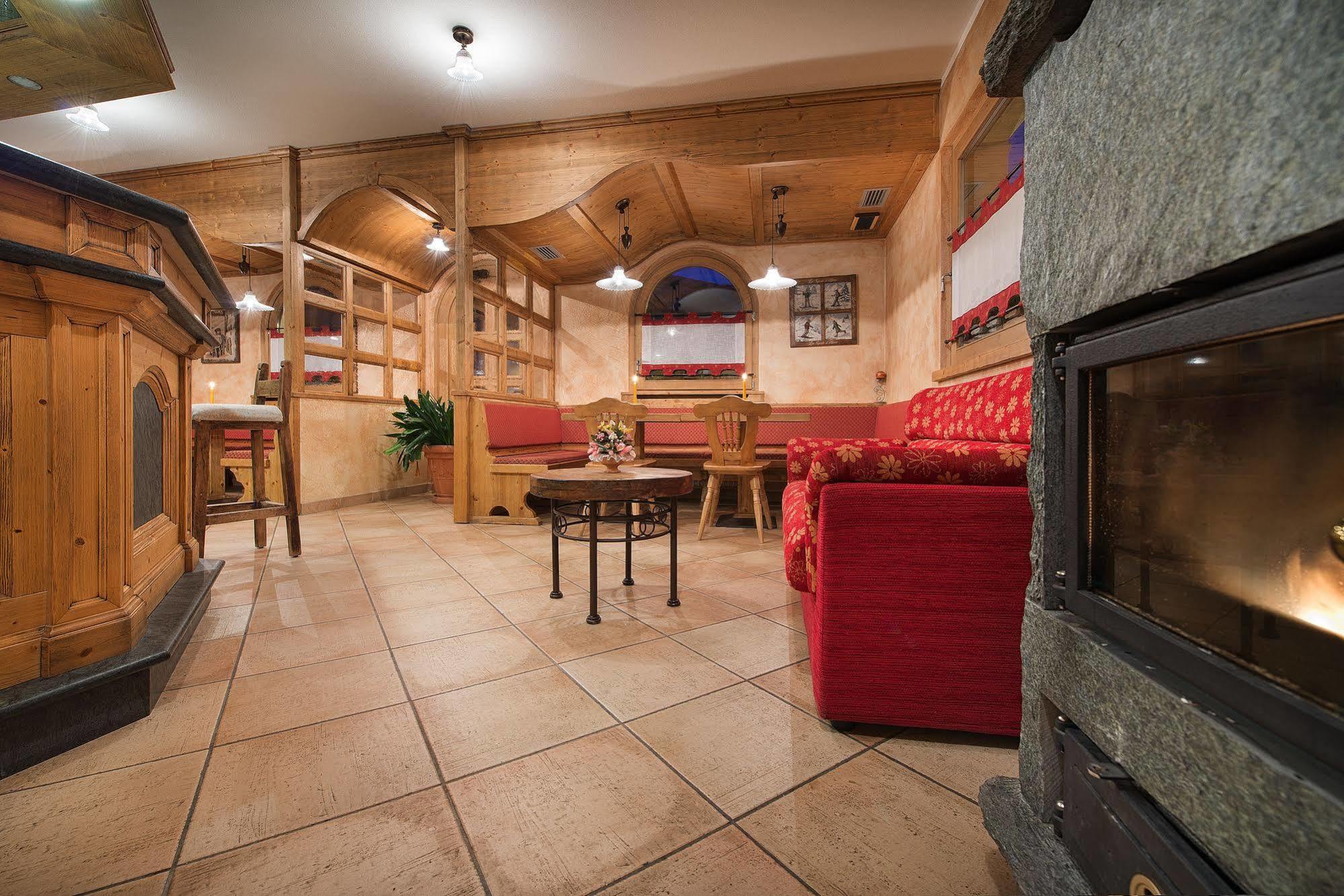 Hotel Costanza Mountain Holiday Livigno Zewnętrze zdjęcie
